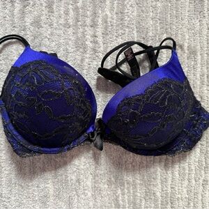 Elegant Lace Women's Bra - Blue and Black